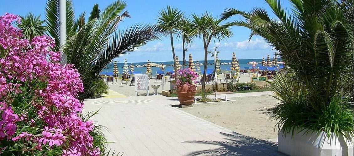 Hotel Napoleon San Mauro Mare Kültér fotó