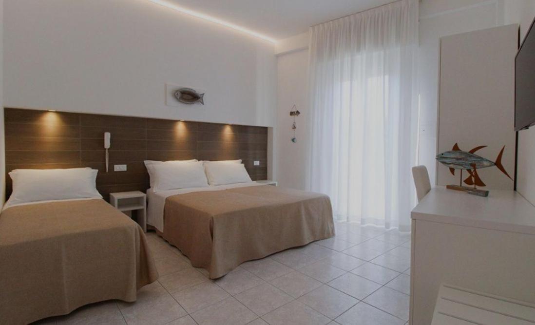 Hotel Napoleon San Mauro Mare Kültér fotó