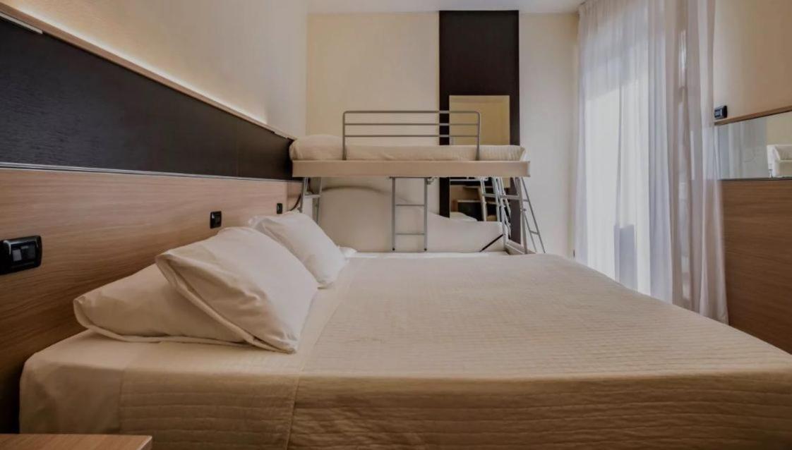 Hotel Napoleon San Mauro Mare Kültér fotó
